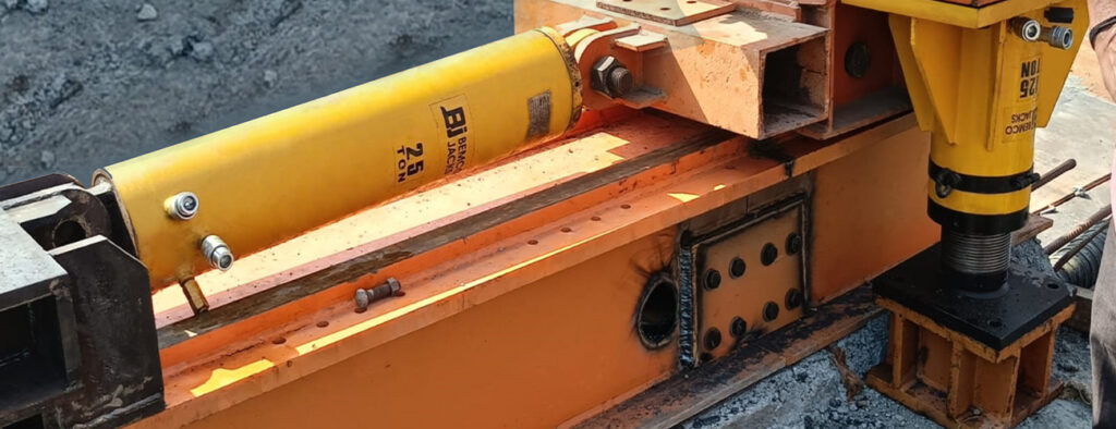 Guide to High Pressure Industrial Hydraulic Jacks: Selection, Maintenance, and Best Practices