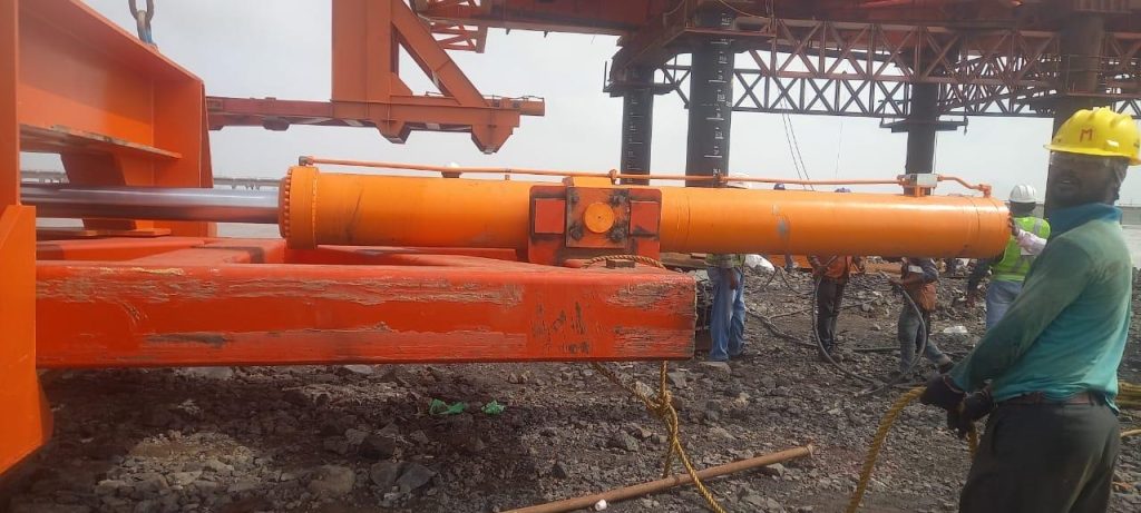Hydraulic Cylinders and HPU for Gantry Movement and Pile Guide Systems in Dahej, Gujarat