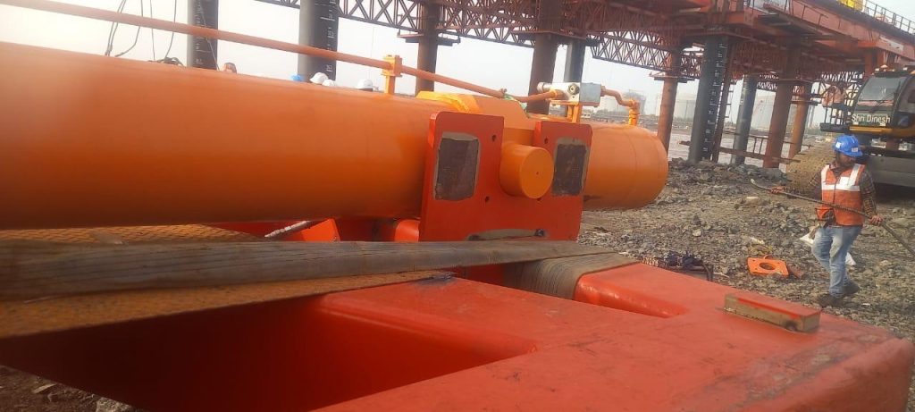Hydraulic Cylinders and HPU for Gantry Movement and Pile Guide Systems in Dahej, Gujarat
